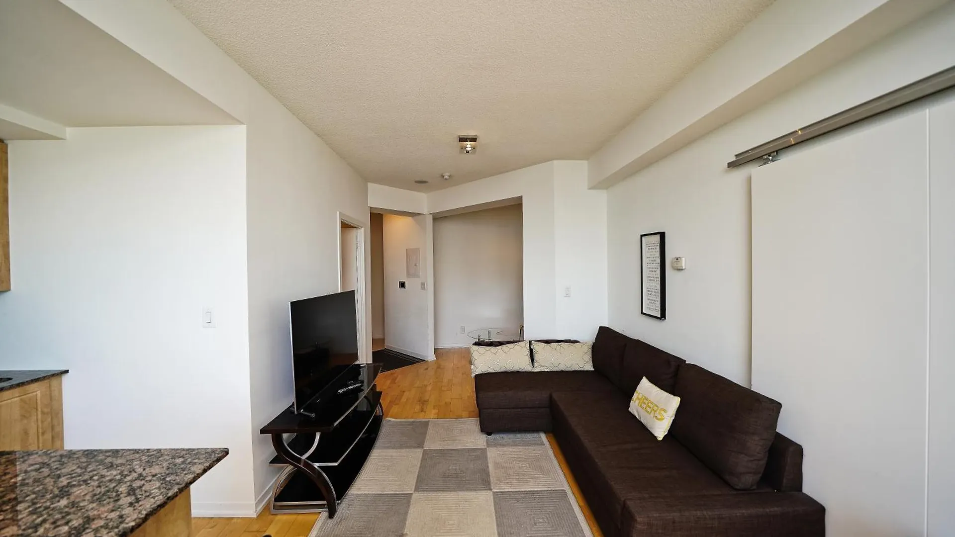 Rivetstays - The Bremner I Toronto Canada